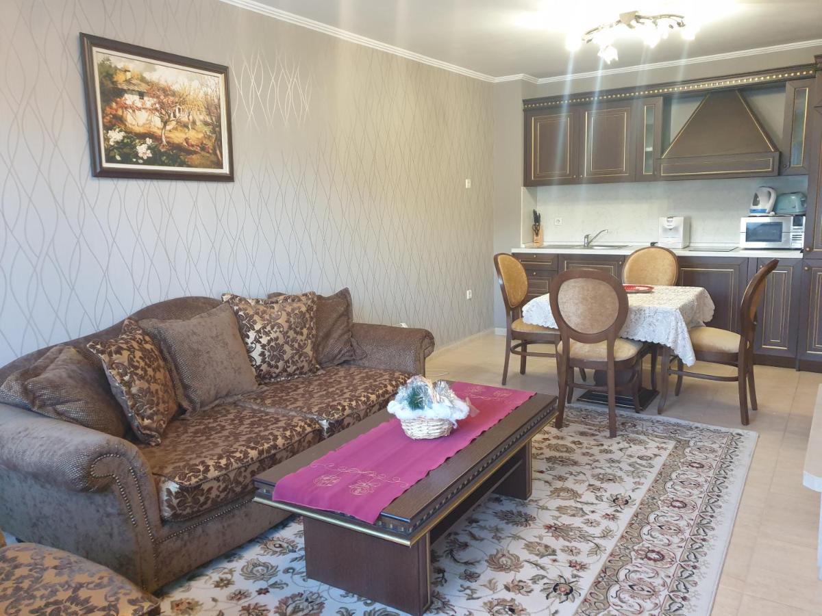 Grand Monastery Hotel Apartments Pamporowo Zewnętrze zdjęcie