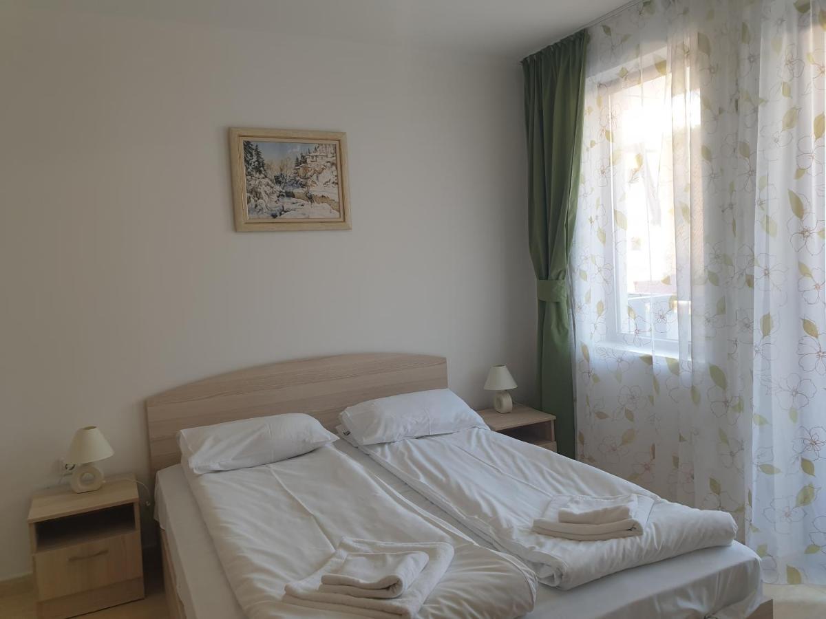 Grand Monastery Hotel Apartments Pamporowo Zewnętrze zdjęcie