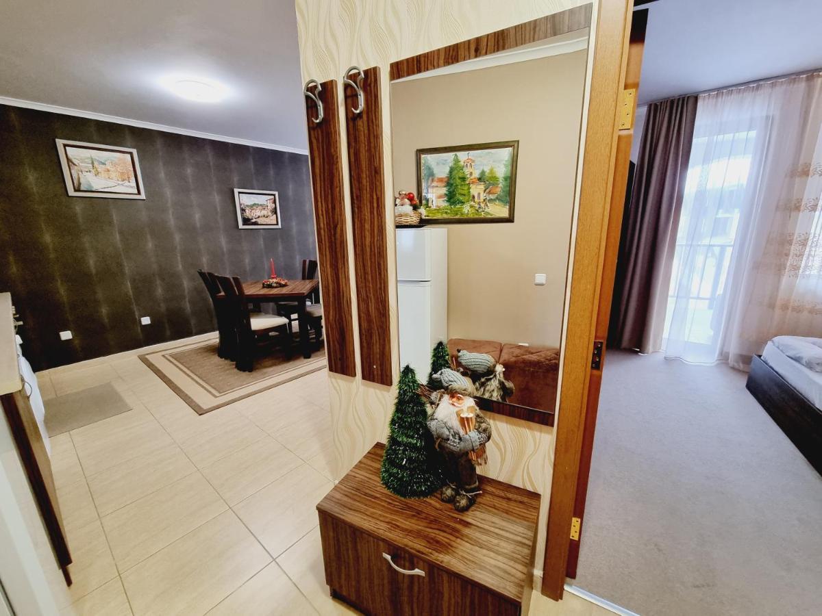 Grand Monastery Hotel Apartments Pamporowo Zewnętrze zdjęcie